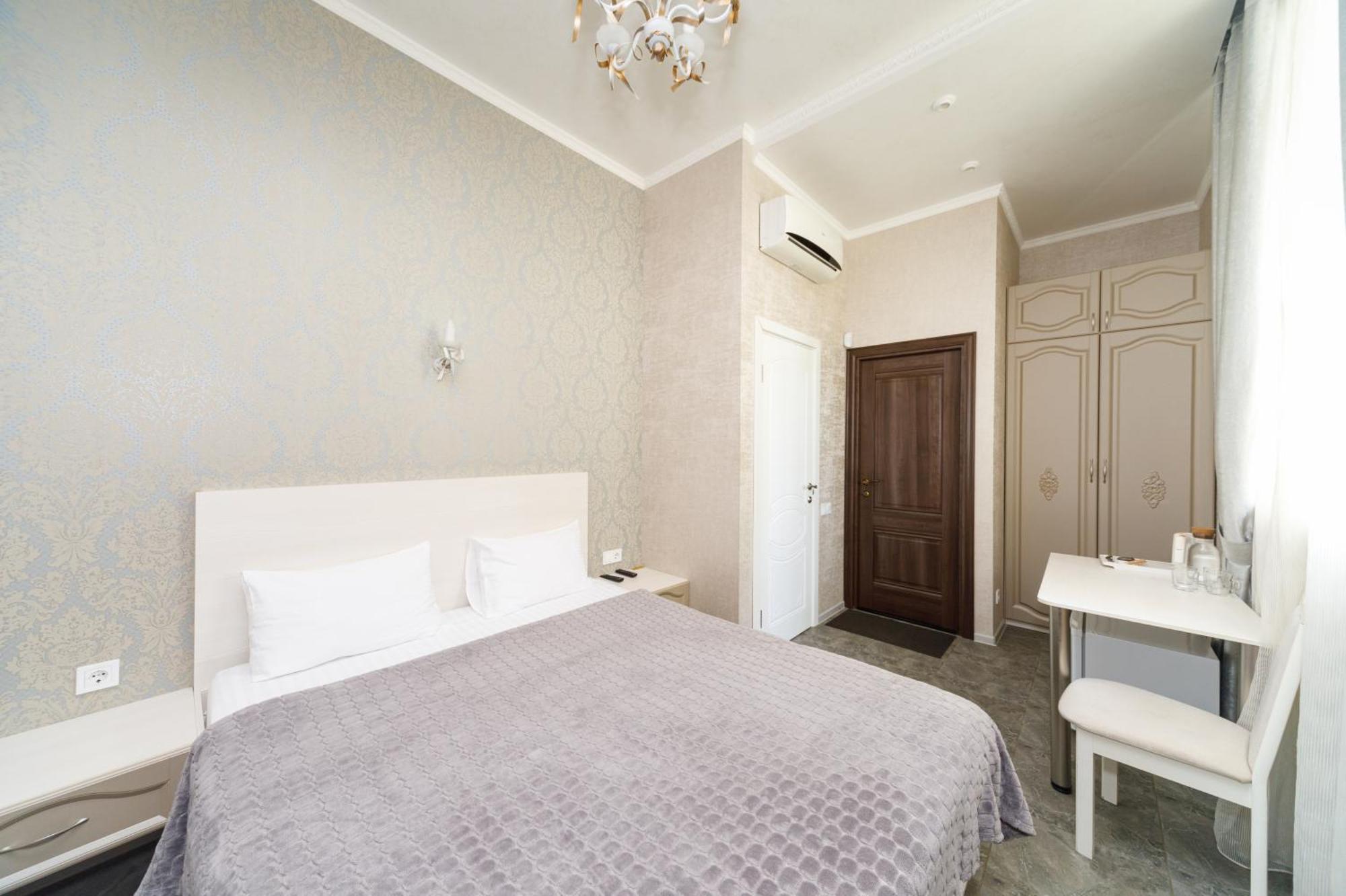 L.O.Y Family Hotel دنيبروبيتروفسك المظهر الخارجي الصورة