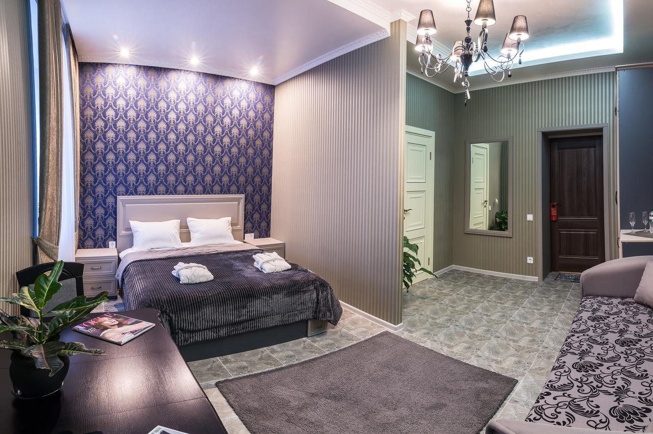 L.O.Y Family Hotel دنيبروبيتروفسك المظهر الخارجي الصورة
