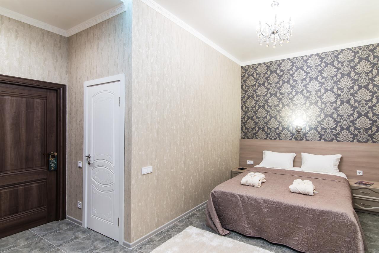 L.O.Y Family Hotel دنيبروبيتروفسك المظهر الخارجي الصورة