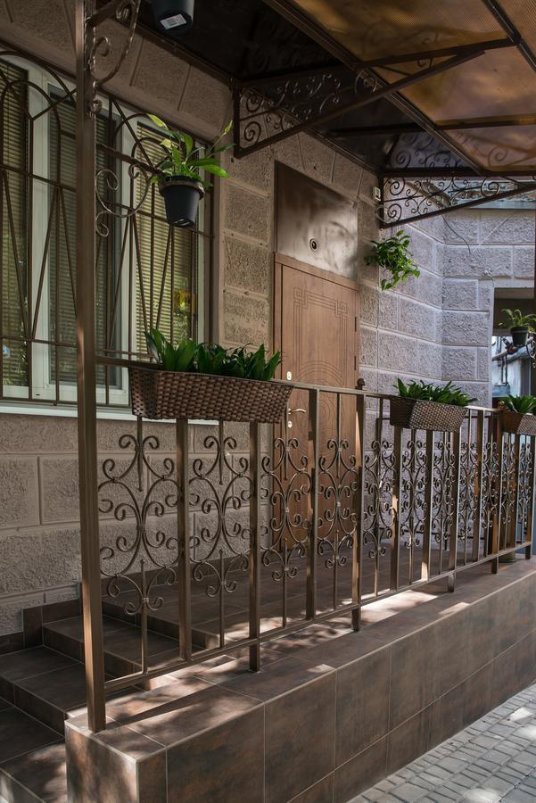 L.O.Y Family Hotel دنيبروبيتروفسك المظهر الخارجي الصورة