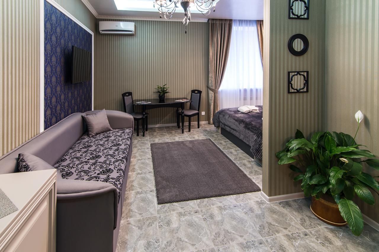 L.O.Y Family Hotel دنيبروبيتروفسك المظهر الخارجي الصورة